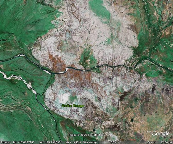The Fitzroy River cuts down through the Geike
          Range to produce Geike Gorge.