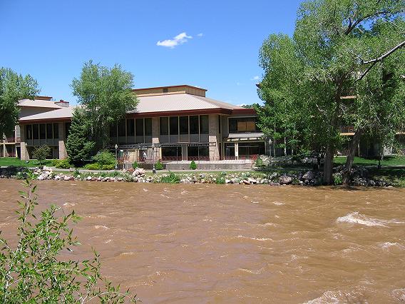 The Doubletree Hotel next to the Animas River