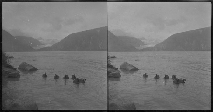 The Hole-in-the-Wall as seen from Take Lodge about
            1930